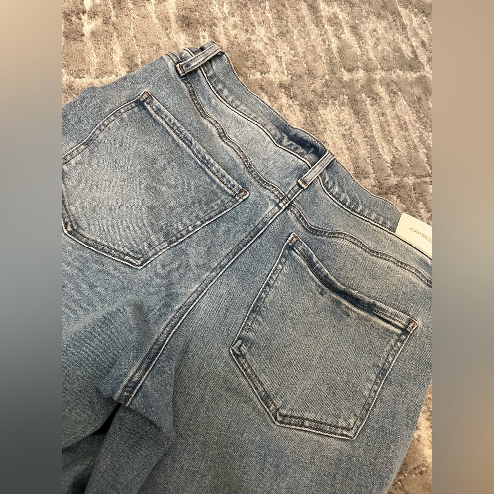 Express Straight Ankle High Rise Jean - Picture 8 of 8